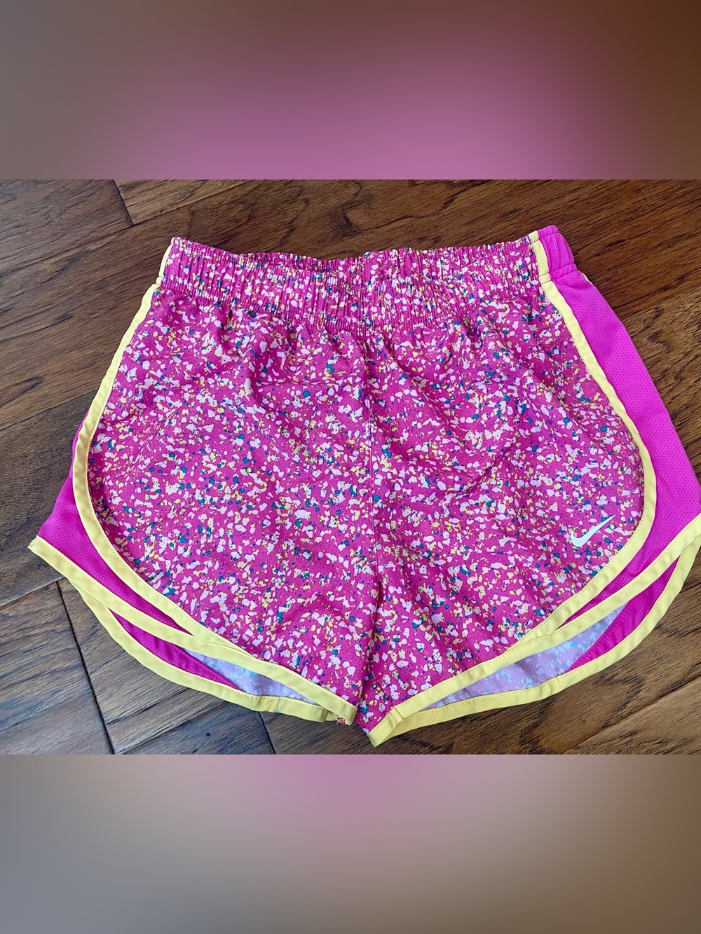 Nike‎ Dri Fit Women’s Size Small w/ Attached Briefs Pink Athletic Running Shorts